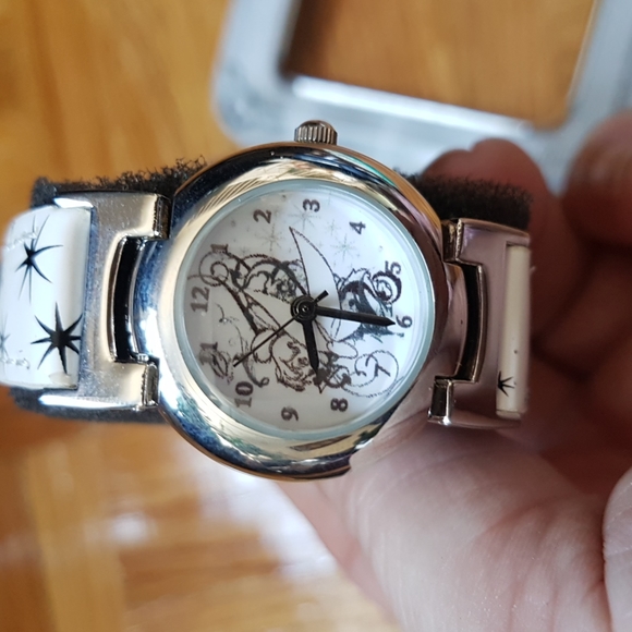 Disney Tinkerbell watch - Picture 2 of 7